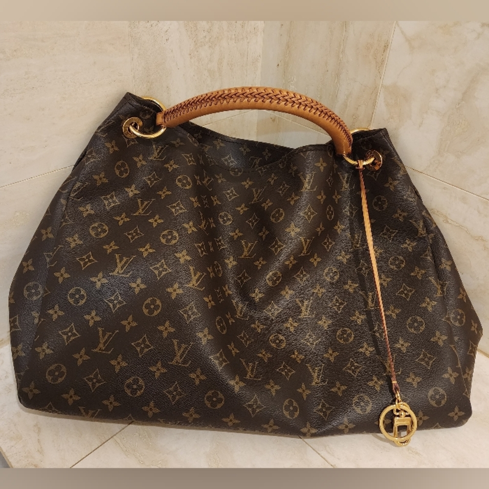 AUTHENTIC Louis Vuitton Artsy GM GORGEOUS CONDITION
